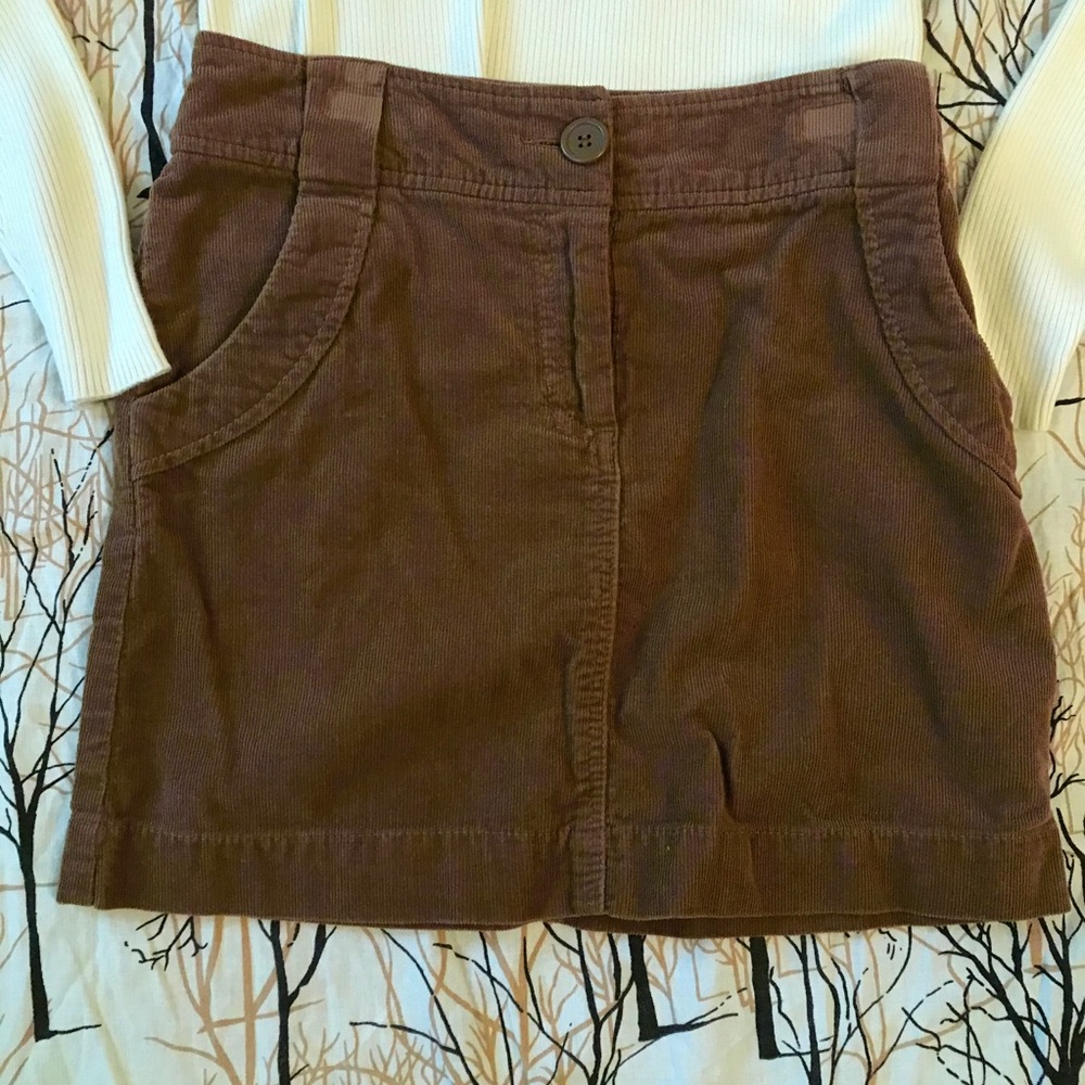 HP🎉 H&M Brown Caramel Corduroy Mini Skirt Size 6 - Picture 3 of 11